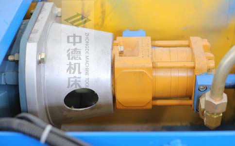 ZDPK-10025采用國內(nèi)一流品牌電機(jī)及油泵，動(dòng)力強(qiáng)勁，噪音低.jpg